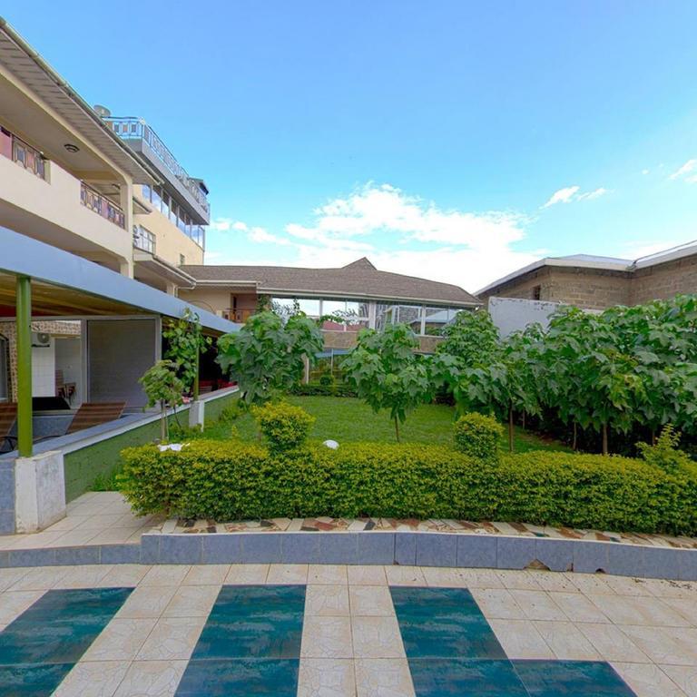 Royal City Dubai Complex Kisumu Exteriör bild