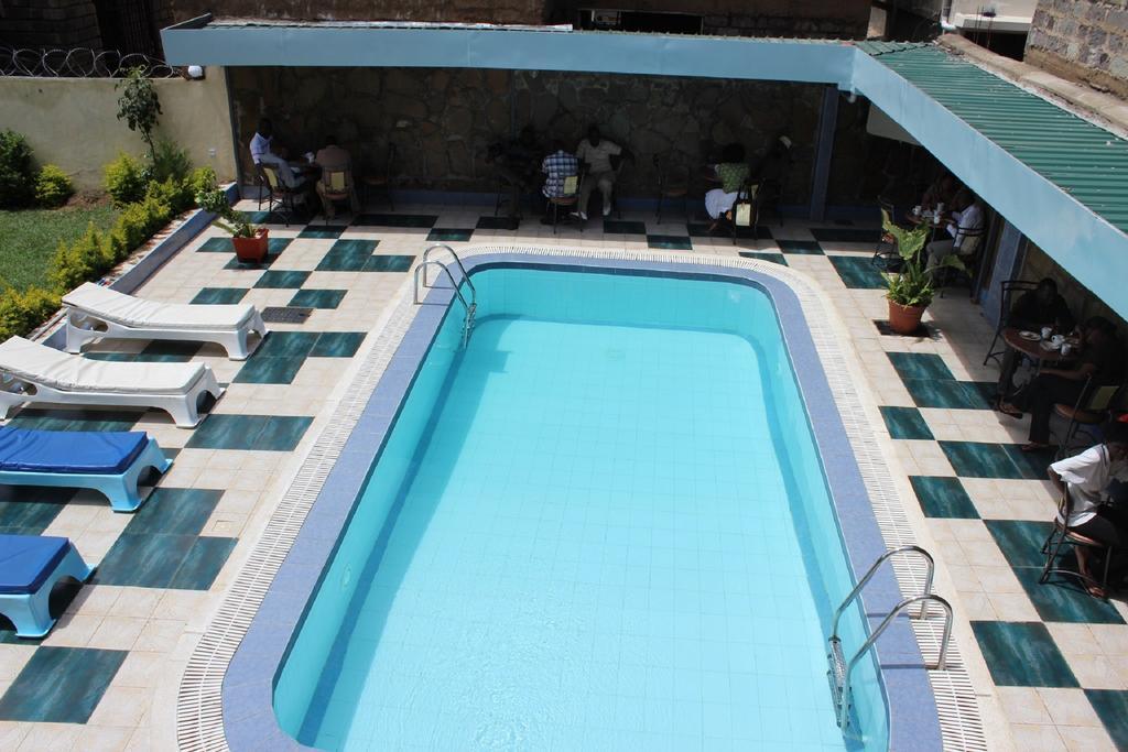 Royal City Dubai Complex Kisumu Exteriör bild