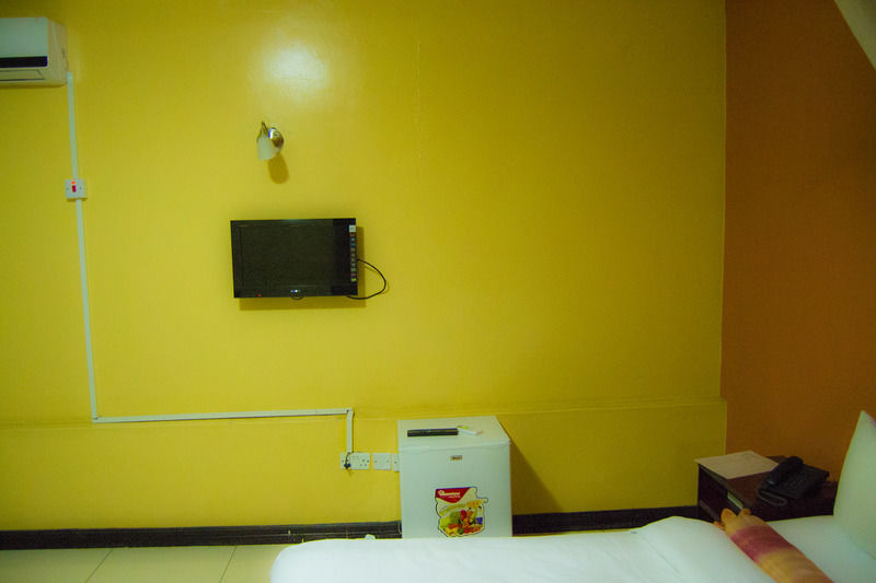 Royal City Dubai Complex Kisumu Exteriör bild