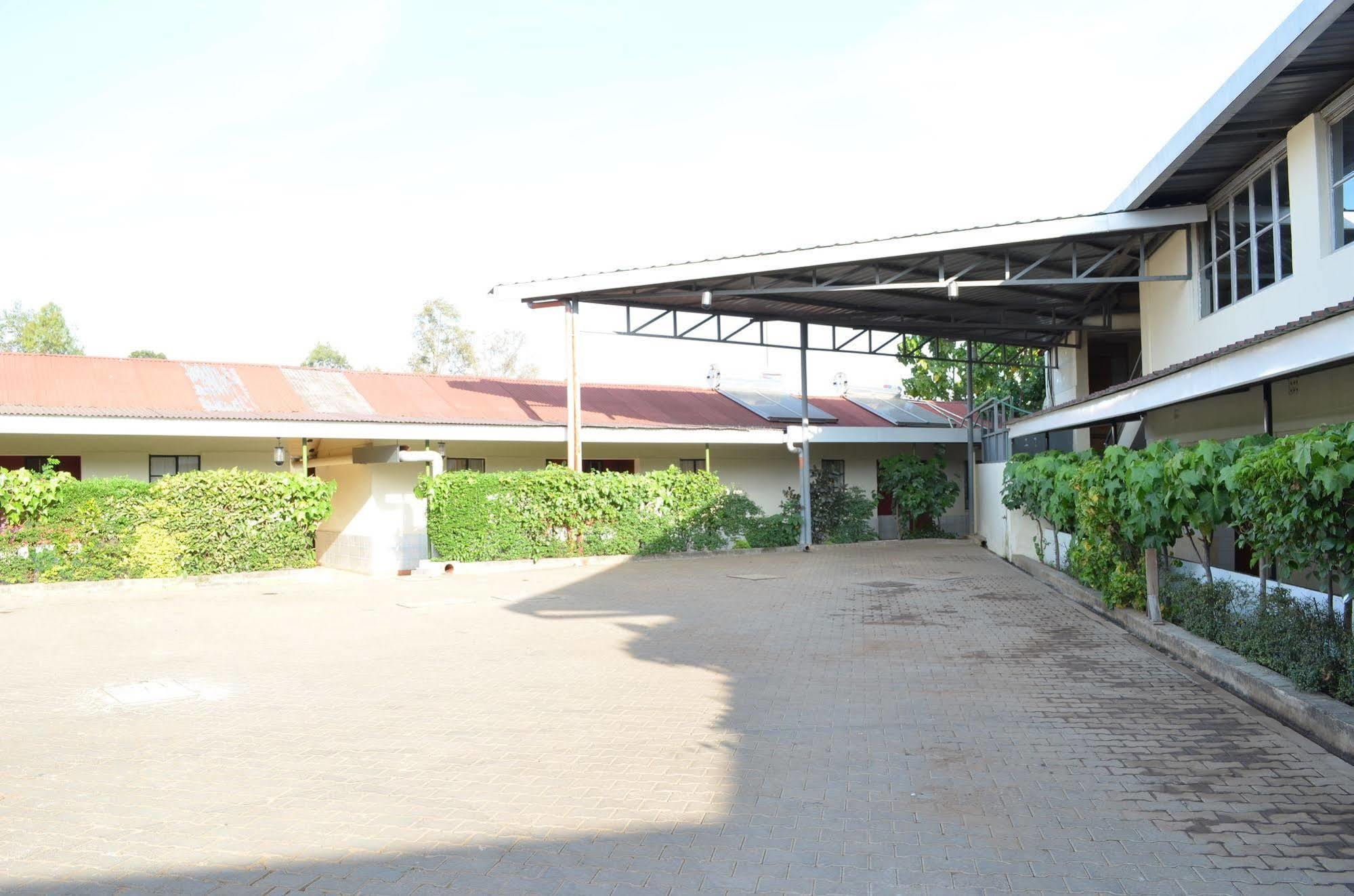 Royal City Dubai Complex Kisumu Exteriör bild